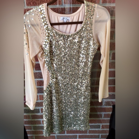 Reversible Gold sequined sheer Prom dress Size M - Picture 5 of 14